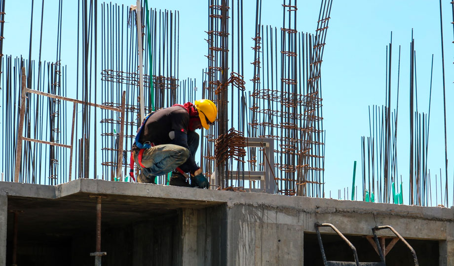 疫情肆虐，悉尼建筑工地呈半开工状态